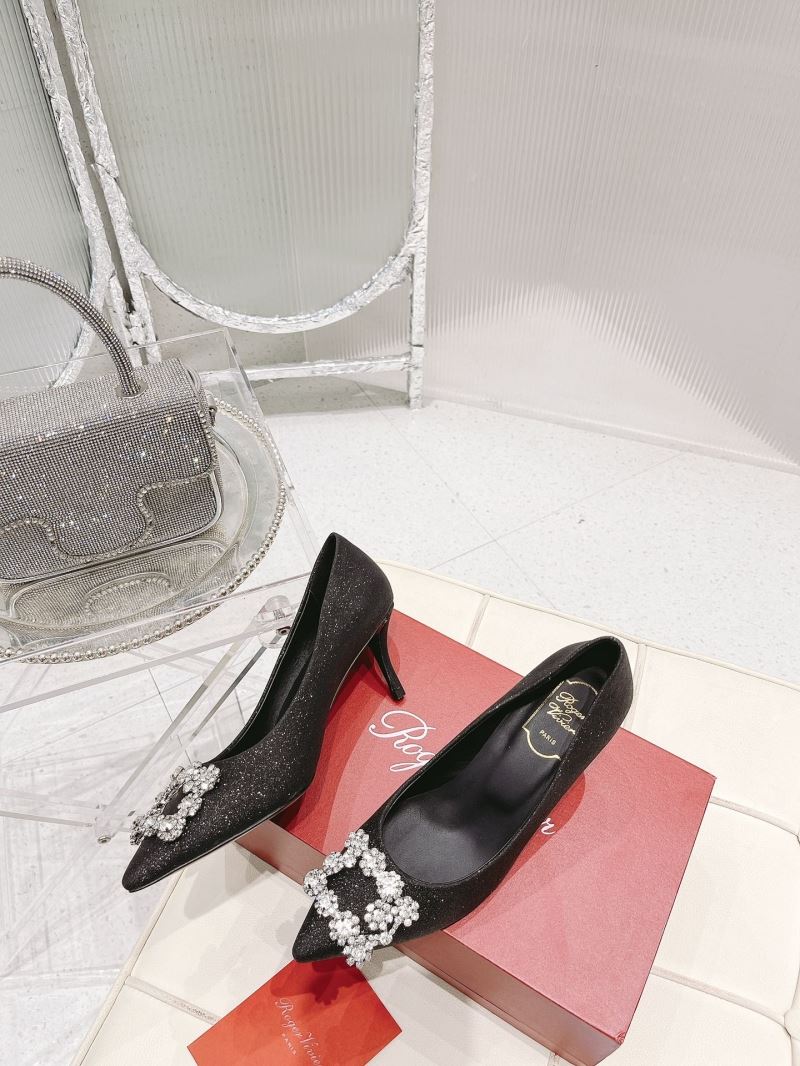 Roger Vivier flat shoes